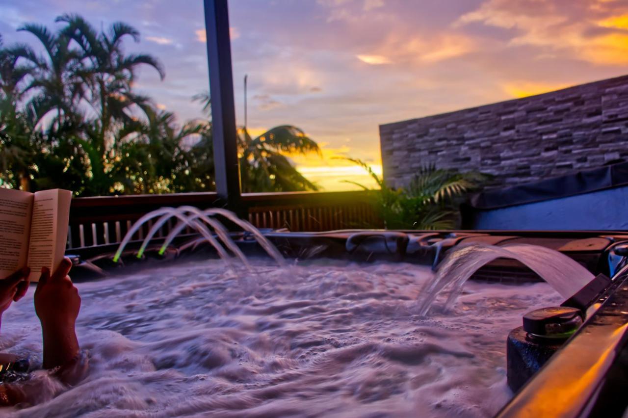 Ka Hema - Maison Entiere Avec Jacuzzi Et Vue Sur Mer Saint-Joseph Dış mekan fotoğraf